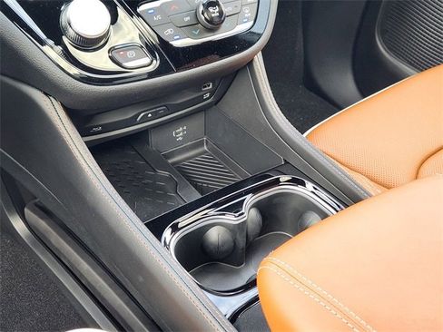 New 2026 Chrysler Pacifica Pinnacle image 16