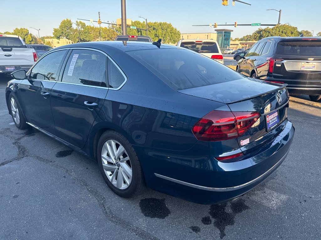 Used 2018 Volkswagen Passat 2.0T SE w/ SE Lighting Package FWD image 6