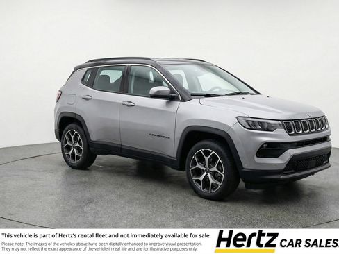 Used 2025 Jeep Compass Limited AWD/4WD image 1