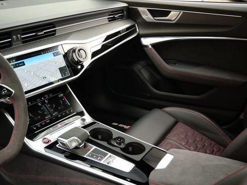 Used 2026 Audi RS 6 performance AWD/4WD image 12