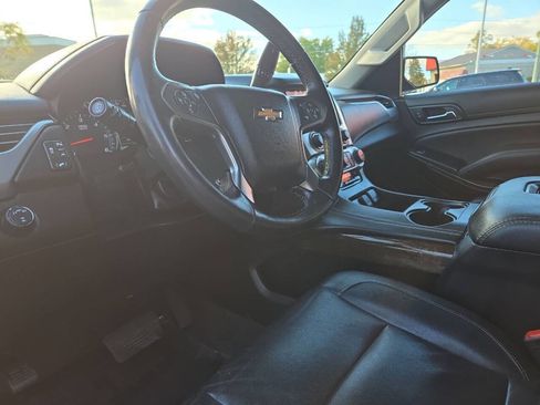 Used 2020 Chevrolet Suburban LT image 11