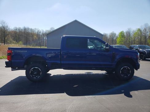 New 2026 Ford F350 Lariat AWD/4WD image 3