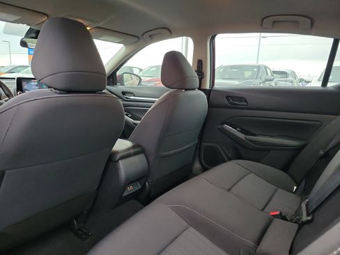 Certified 2023 Nissan Altima 2.5 SV image 14