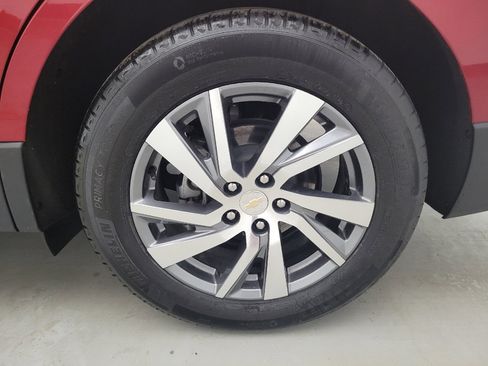 Used 2023 Chevrolet Equinox LT AWD/4WD image 31
