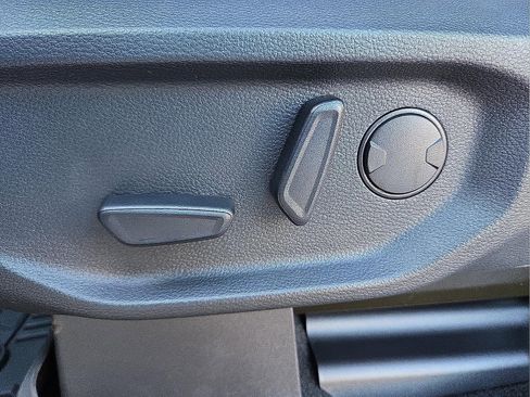 New 2025 Ford Ranger Lariat w/ FX4 Off-Road Package image 16