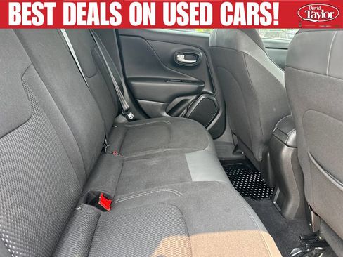 Used 2023 Jeep Renegade Altitude AWD/4WD image 28