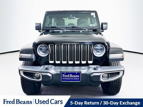 Used 2022 Jeep Wrangler Unlimited Sahara w/ LED Lighting Group AWD/4WD image 2