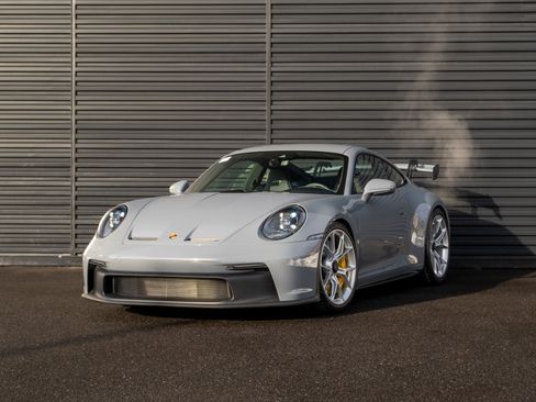 Certified 2024 Porsche 911 GT3 image 1