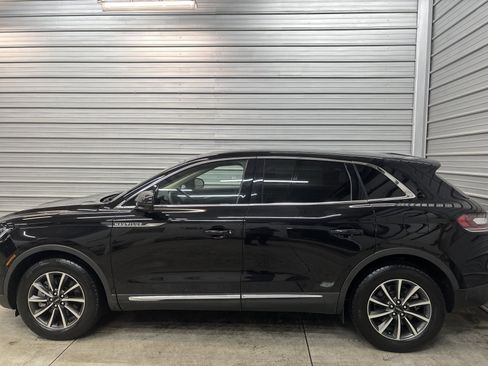 Used 2022 Lincoln Nautilus AWD image 7