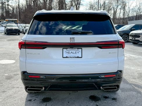 Certified 2025 Buick Enclave Sport Touring image 6