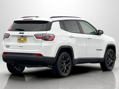 New 2026 Jeep Compass Latitude image 5
