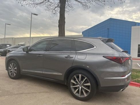 Used 2025 Acura MDX w/ Technology Package image 2