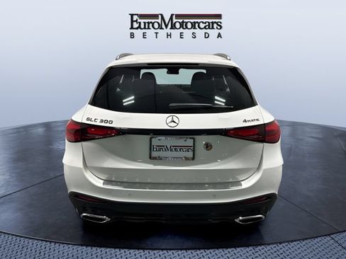Used 2026 Mercedes-Benz GLC 300 4MATIC image 4