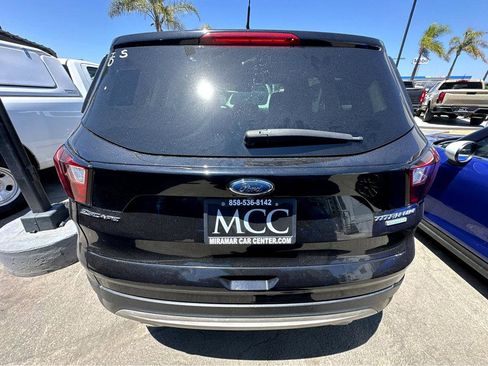 Used 2019 Ford Escape Titanium FWD image 5