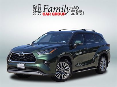 Used 2024 Toyota Highlander Platinum