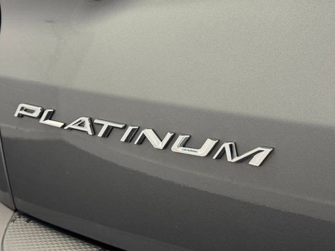 Used 2024 Ford Escape Platinum image 8