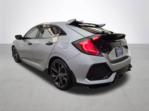 Used 2018 Honda Civic Sport Touring image 12
