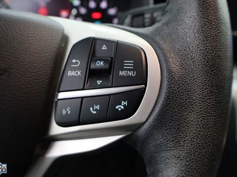 Used 2021 Ford Explorer XLT w/ Equipment Group 202A image 18