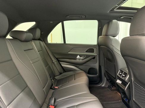 Certified 2025 Mercedes-Benz GLE 450 4MATIC image 8