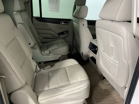 Used 2015 GMC Yukon XL Denali w/ Touring Package image 16