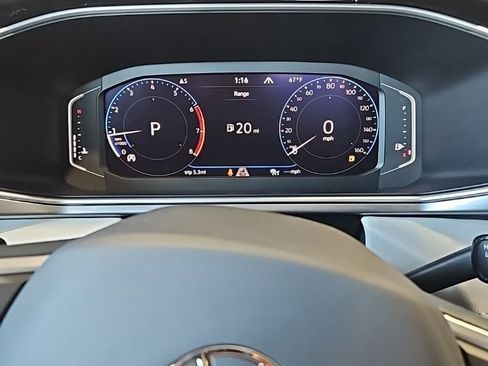 New 2026 Volkswagen Taos SEL image 34