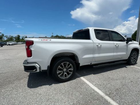 Used 2022 Chevrolet Silverado 1500 RST AWD/4WD image 8