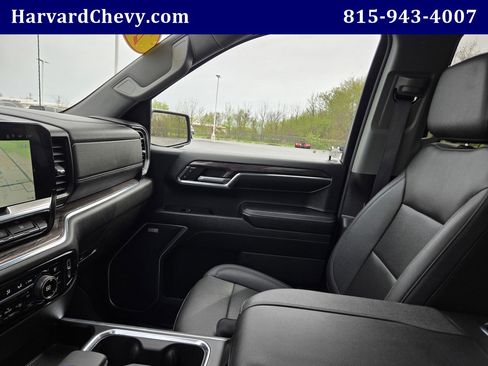 Used 2023 Chevrolet Silverado 1500 LTZ w/ LTZ Premium Package AWD/4WD image 14