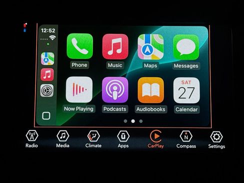 Used 2019 Jeep Cherokee Latitude Plus image 12