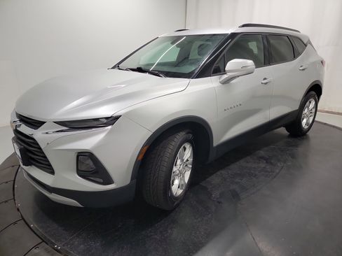 Used 2019 Chevrolet Blazer LT image 3