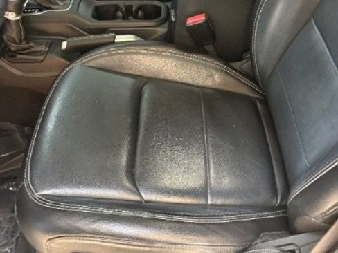 Used 2021 Jeep Gladiator Overland w/ Popular Equipment Package image 16