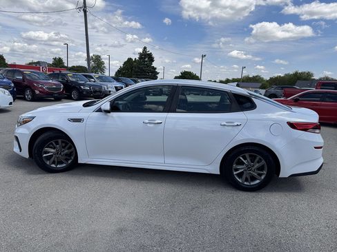 Used 2019 Kia Optima LX FWD image 4