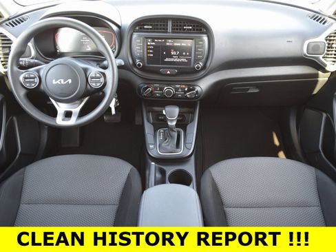 Used 2024 Kia Soul LX w/ Option Group 015 image 2