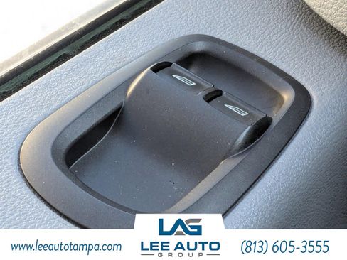 Used 2015 Ford Transit 150 XLT image 22