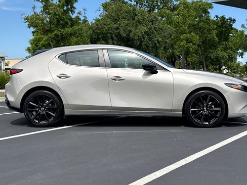 Used 2024 MAZDA MAZDA3 s FWD image 8