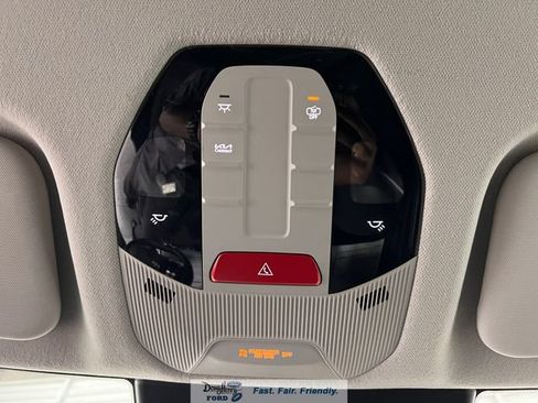 Used 2025 Kia K4 FWD image 42