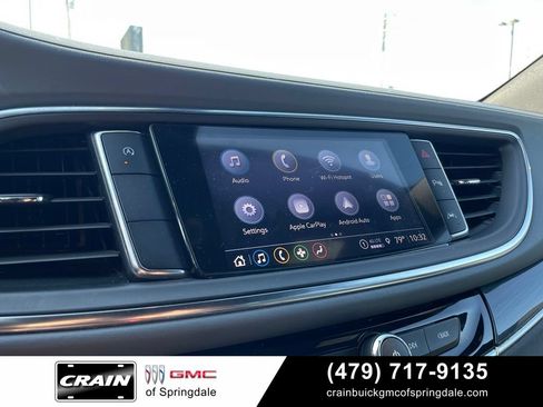 Used 2023 Buick Enclave Essence FWD image 17