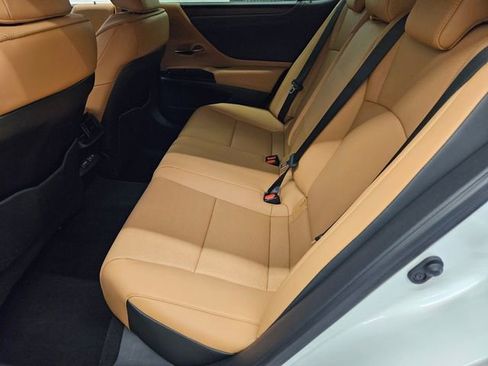 Used 2024 Lexus ES 350 350 image 12