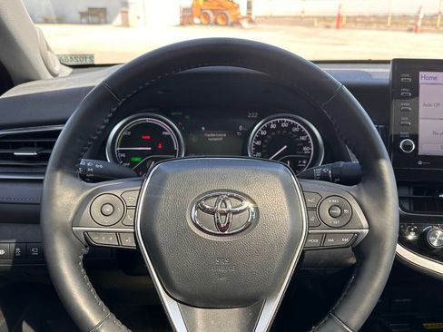 Used 2023 Toyota Camry XLE w/ Navigation Package image 25