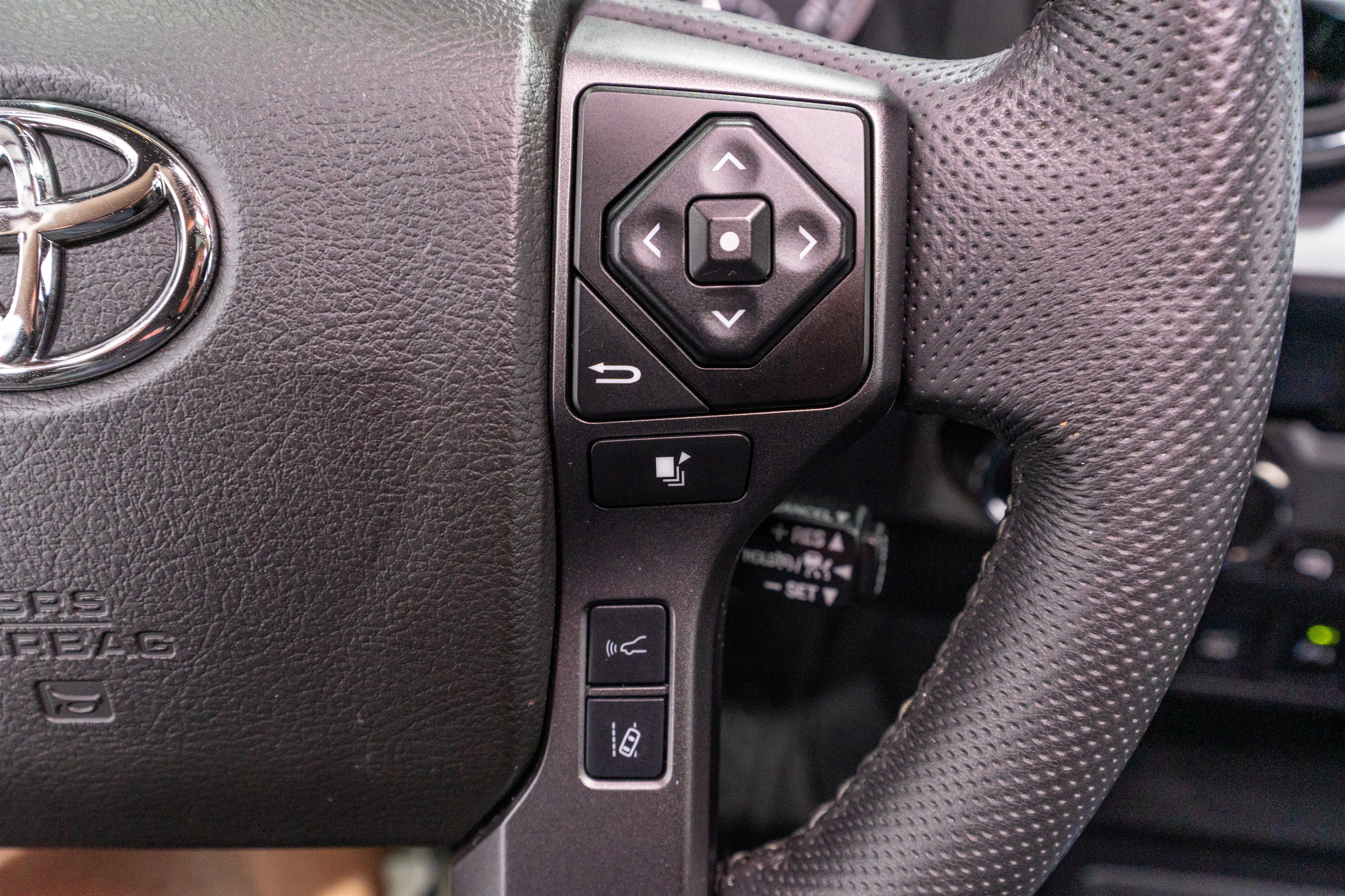 Used 2023 Toyota Tacoma TRD Sport w/ TRD Premium Sport Package AWD/4WD image 29