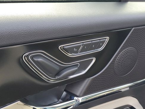 New 2026 Lincoln Corsair Reserve w/ Jet Appearance Package image 9