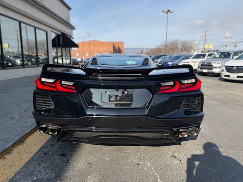 Used 2022 Chevrolet Corvette Stingray Coupe w/ Z51 Performance Package image 8