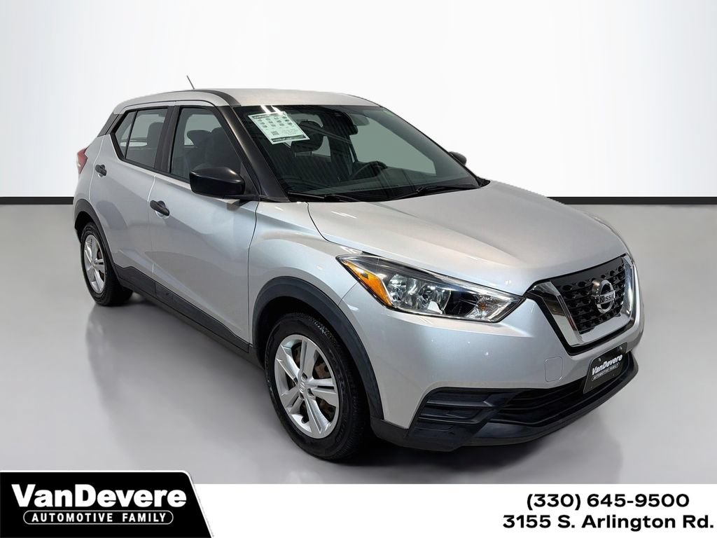 Used 2020 Nissan Kicks S FWD image 1