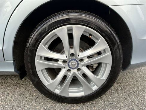 Used 2013 Mercedes-Benz C 300 4MATIC Sedan image 15