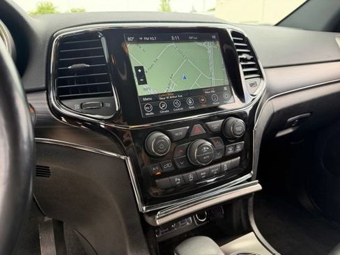 Used 2022 Jeep Grand Cherokee Limited AWD/4WD image 29