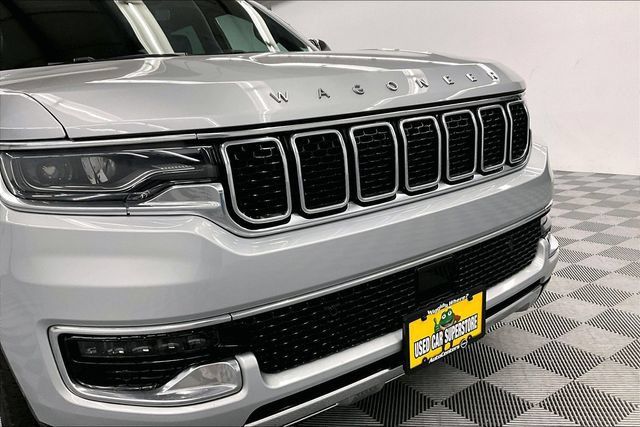 Used 2023 Jeep Wagoneer Series III w/ Preferred Equipment Group AWD/4WD image 35