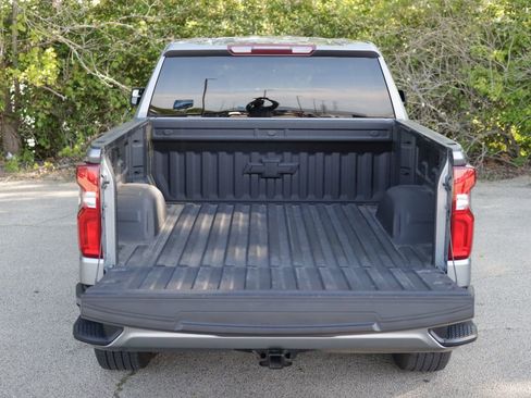 Used 2020 Chevrolet Silverado 1500 Custom w/ Custom Value Package AWD/4WD image 24