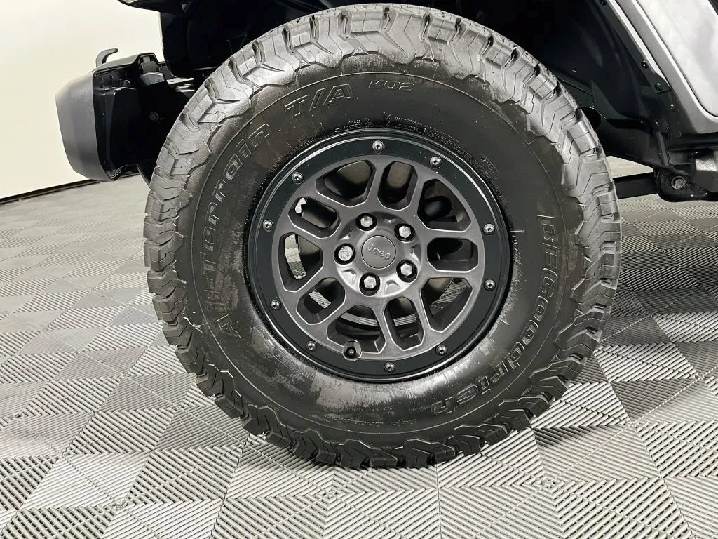 Used 2023 Jeep Wrangler Unlimited Sport w/ Xtreme 35 Tire Package AWD/4WD image 26