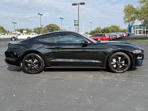 Used 2022 Ford Mustang GT Premium w/ Equipment Group 401A image 7