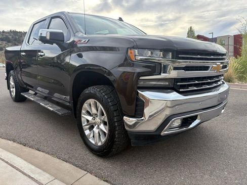 Used 2019 Chevrolet Silverado 1500 LTZ w/ LTZ Premium Package image 13