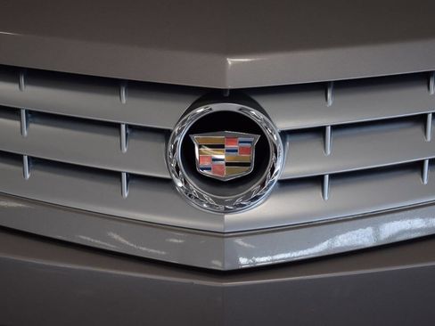 Used 2005 Cadillac XLR image 12